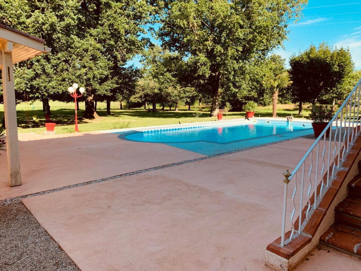 Manoir De La Gravette, Manoir Et Table D'Hotes Montauban Exterior foto